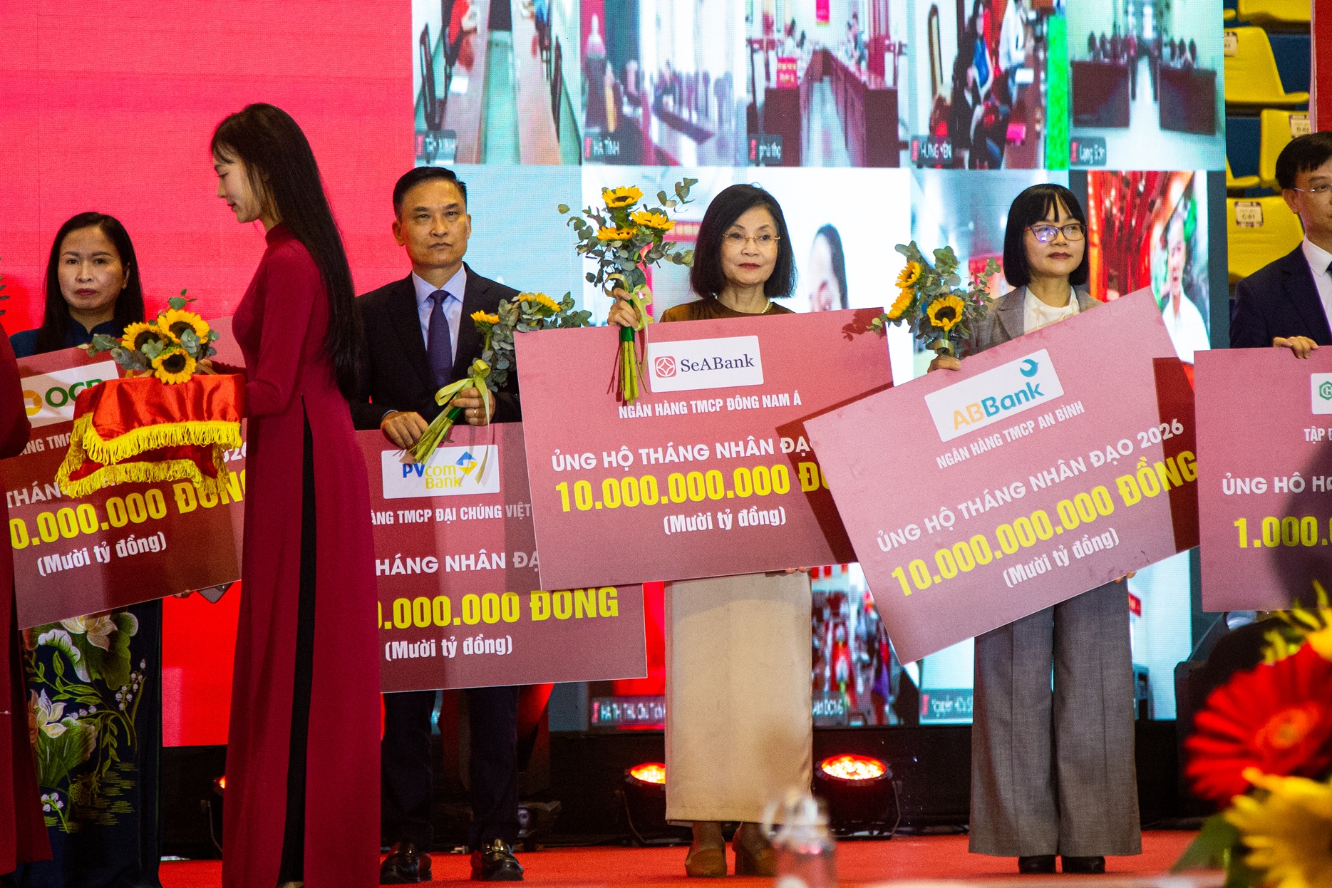 SeABank donates VND 10 billion in support of Humanitarian Month 2026