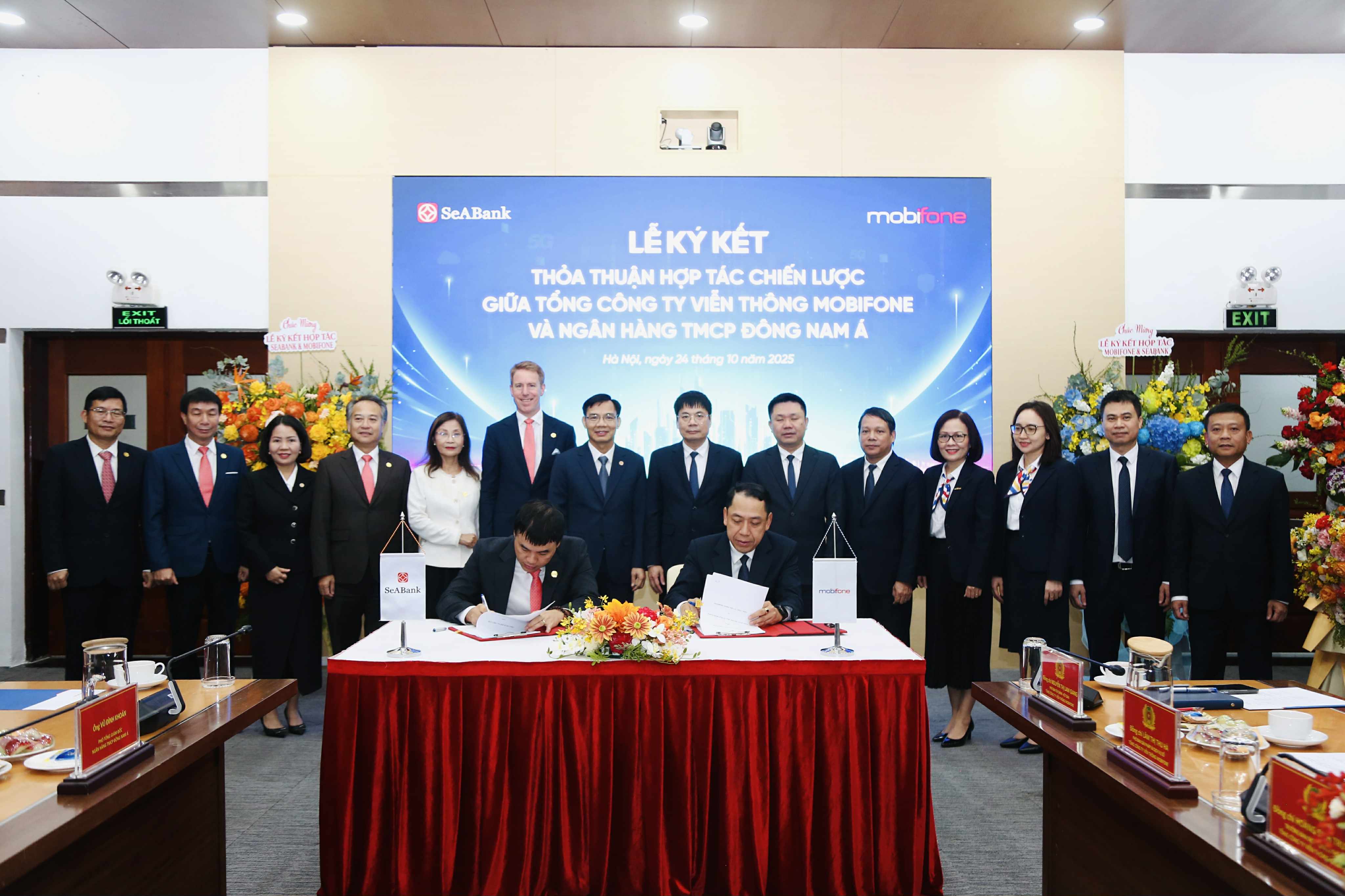 SeABank và Mobifone ký kết hợp tác chiến lược: Hình thành hệ sinh thái ngân hàng - viễn thông hợp lực, mở rộng giá trị tới khách hàng toàn quốc
