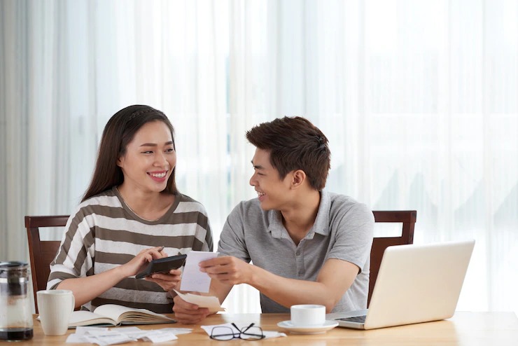 Thành thật về thu nhập và các khoản chi tiêu giúp có được kế hoạch tài chính rõ ràng và phù hợp