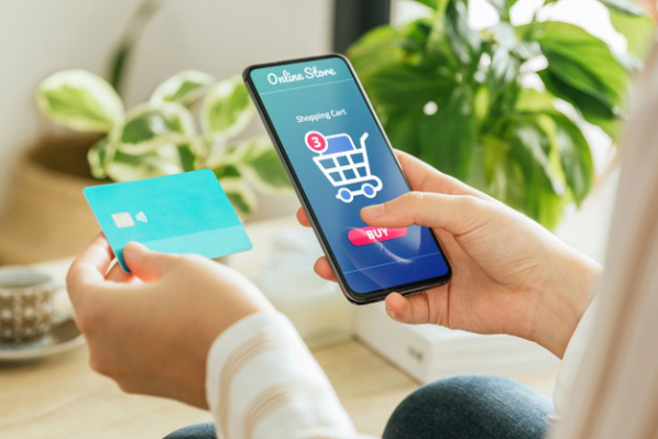 Nếu kiểm soát chi tiêu và cân đối tài chính tốt, sử dụng thẻ tín dụng để thanh toán online mang lại cho bạn nhiều lợi ích lớn