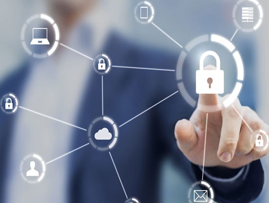 Khi thanh toán online có thể tiềm ẩn rủi ro về mất an toàn thông tin, nhưng đây vẫn là hình thức thanh toán đem lại nhiều lợi ích cho người dùng so với tiền mặt