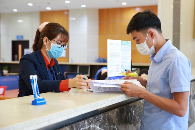 Thanh toán tiền điện trực tiếp qua quầy giao dịch của ngân hàng là hình thức thanh toán đơn giản, dễ thực hiện